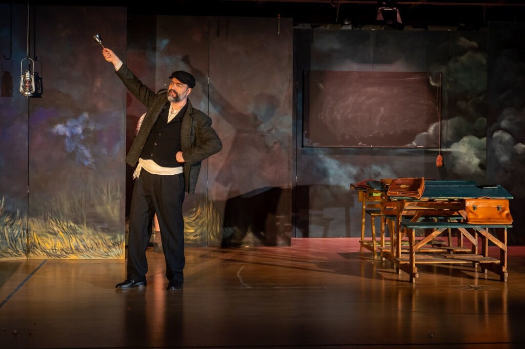 "Ένα παιδί μετράει τ' άστρα" στη Δημοτική Πινακοθήκη Λάρισας